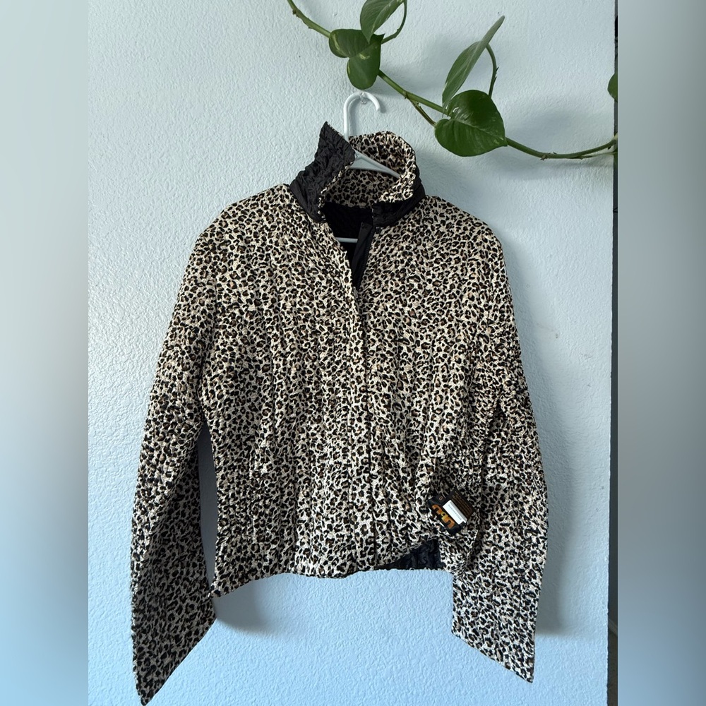 UBU Reversible Jacket Size S Animal Print Black Color Pockets Crinkled